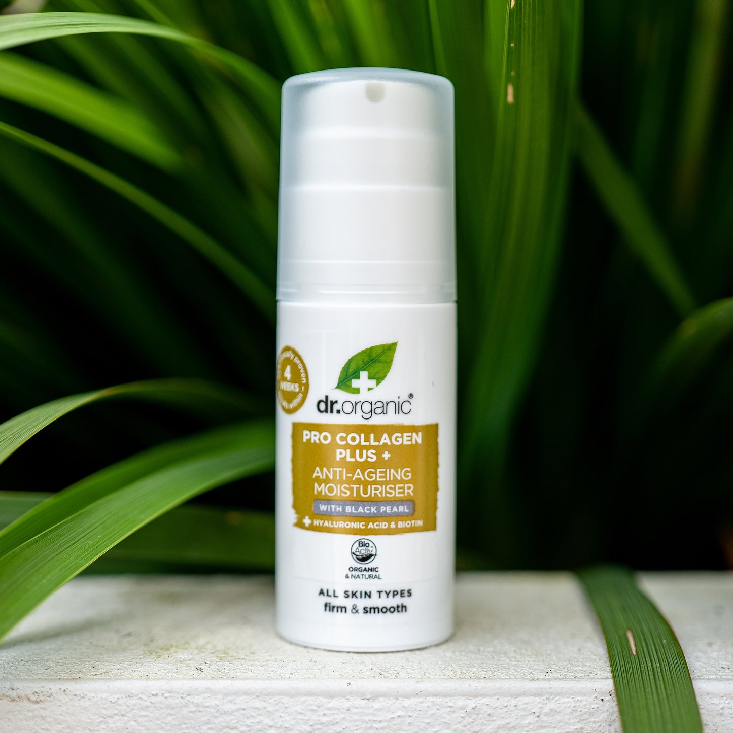 Pro Collagen Anti-Ageing moisturiser with Black Pearl