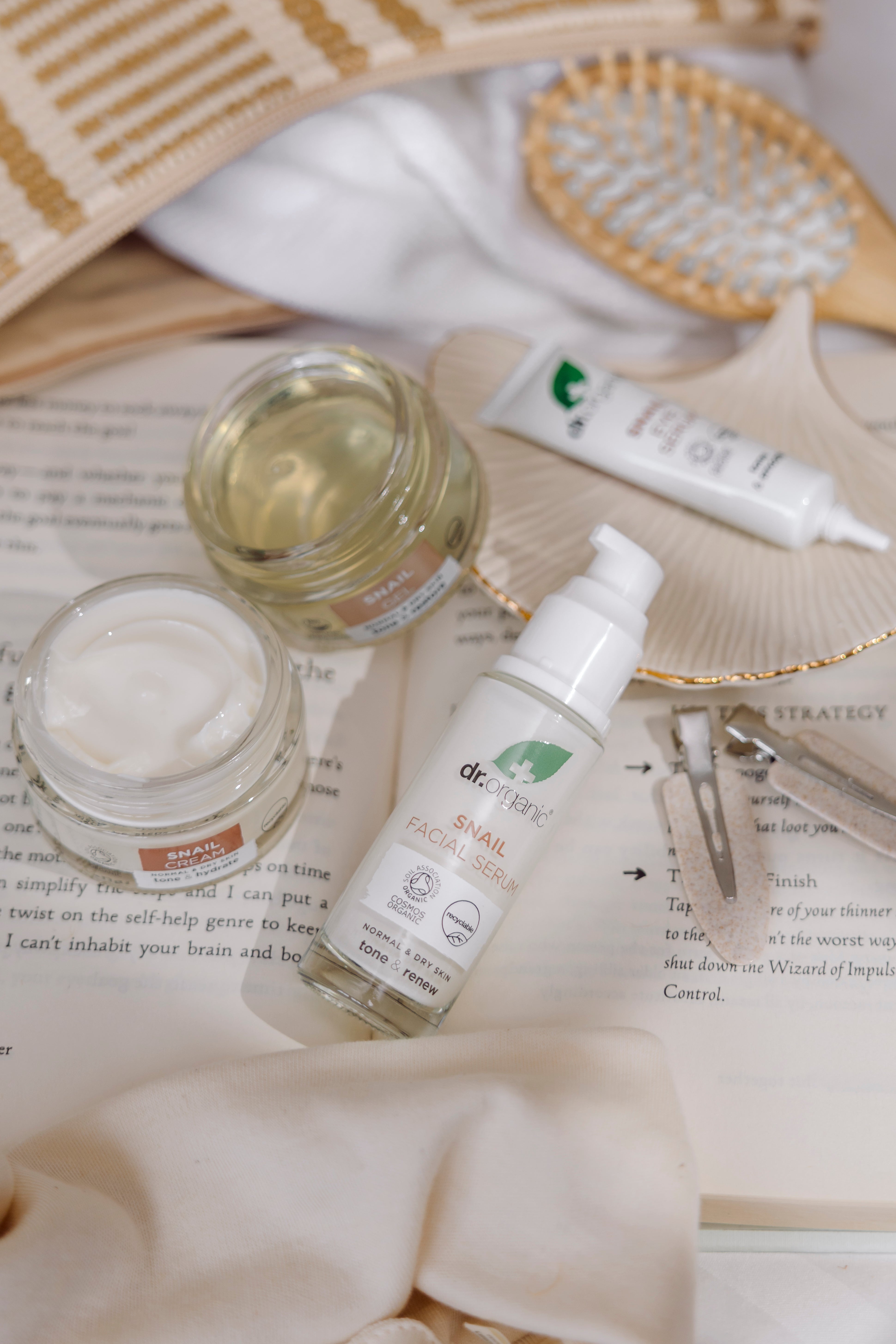 Snail Gel Facial Serum