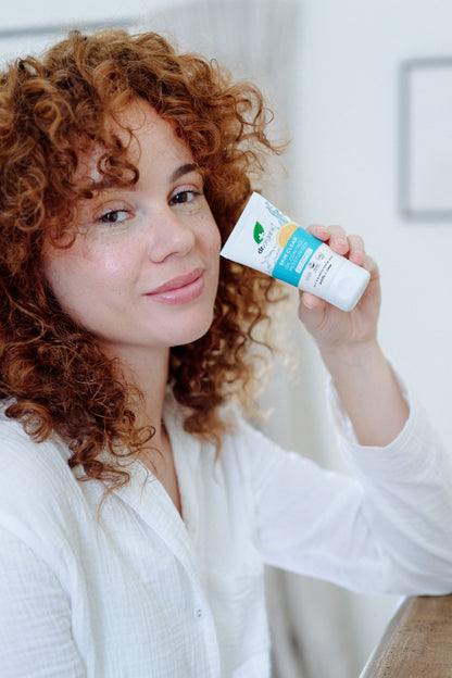 Skin Clear Deep Cleansing Face Wash